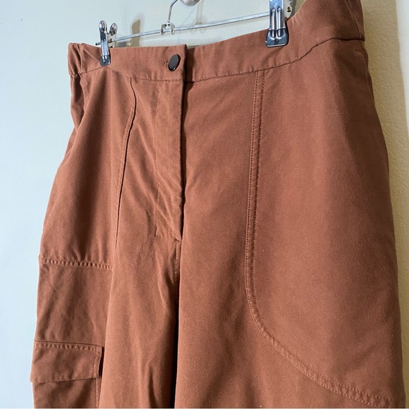 Lululemon Light Utilitech Cargo High Rise Pants - Picture 3 of 6